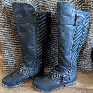 Not rated tribal boots